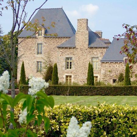 Gite La Terrasse - Manoir Le Plessix Madeuc Corseul Dış mekan fotoğraf