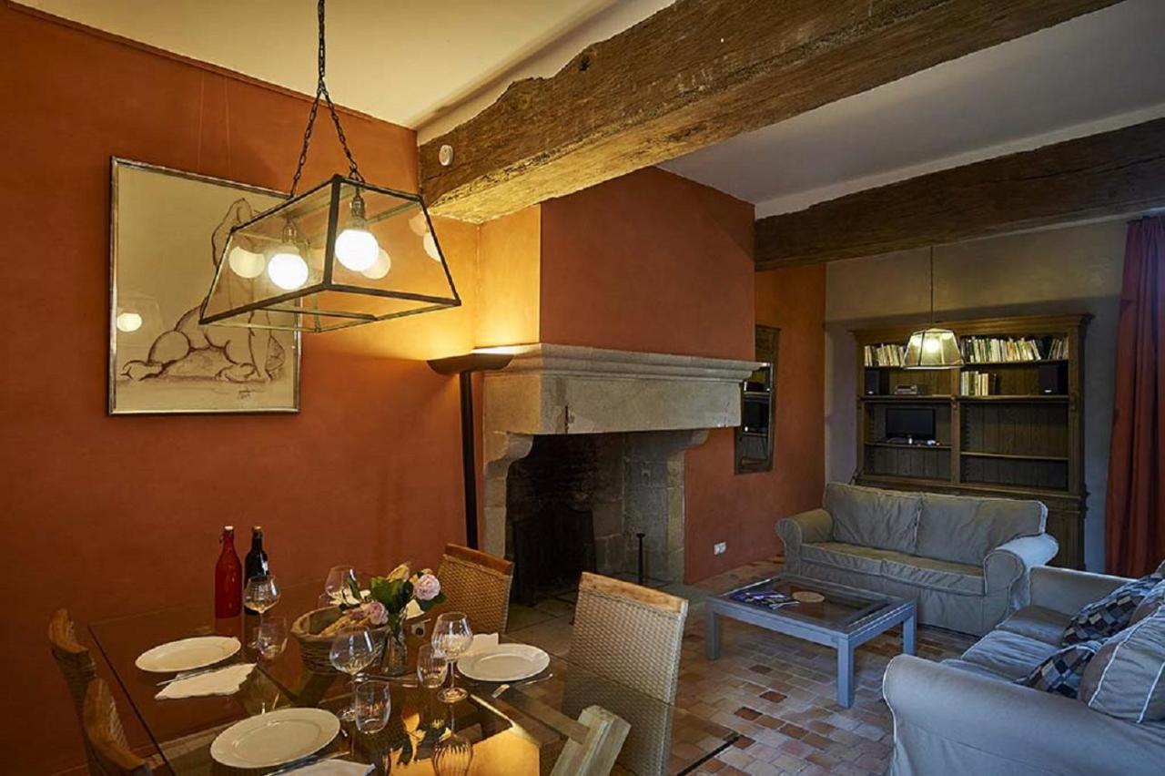 Gite La Terrasse - Manoir Le Plessix Madeuc Corseul Dış mekan fotoğraf